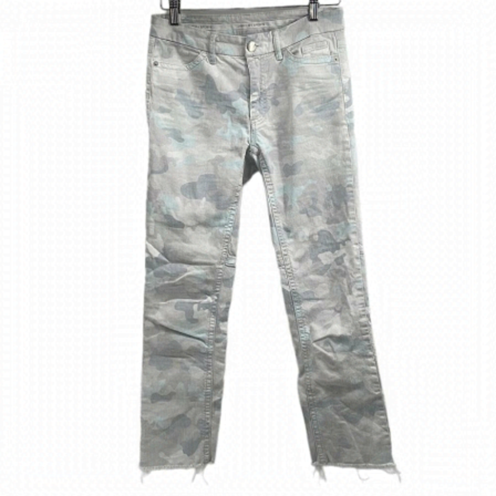 𝅺MARC Cain light blue camo jeans raw hem denim pants sz 6